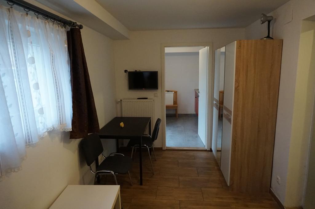 לאובן Apartment Zirkusstrasse מראה חיצוני תמונה